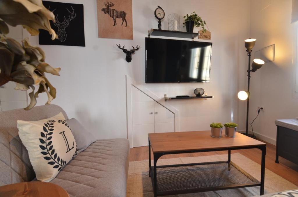 Luna'S Home. Precioso Loft En Больюльос-Пар-дель-Кондадо Экстерьер фото
